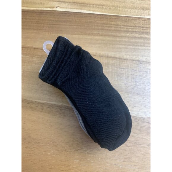 Deal Worthy Toddler 2T-3T Ankle Socks 8 Pairs Multicolor Black/White/Grey - Picture 4 of 6